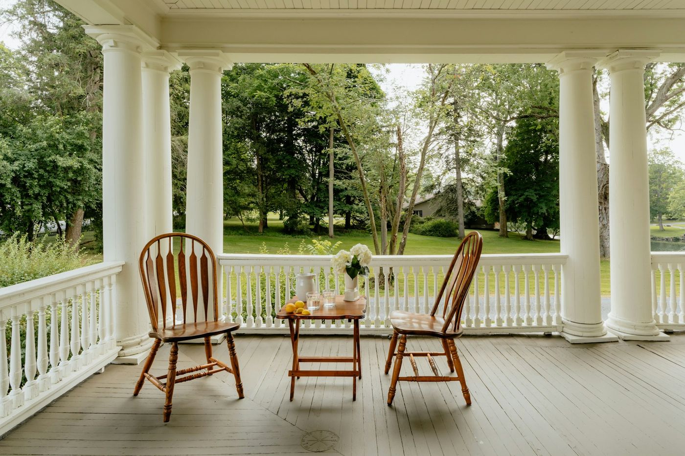 Large Four Oaks residential property with an organized outdoor cleanup
